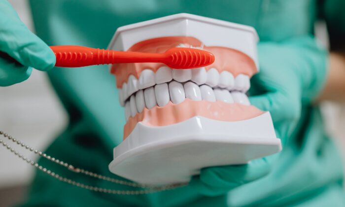 Understanding the signs of gum disease can help you seek timely intervention and prevent tooth loss and other complications.